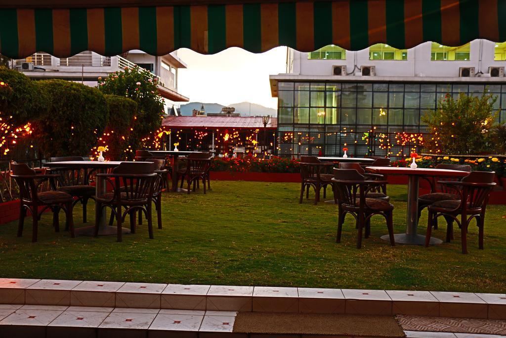 Hotel Mountain Katmandu Dış mekan fotoğraf