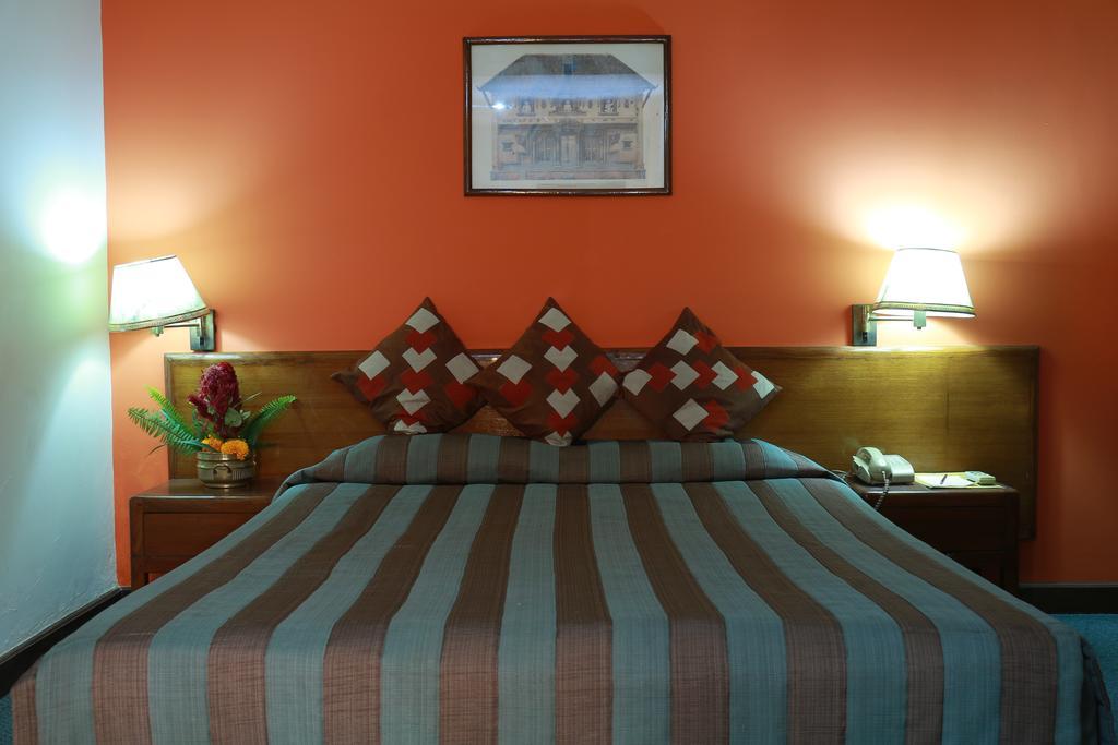 Hotel Mountain Katmandu Dış mekan fotoğraf