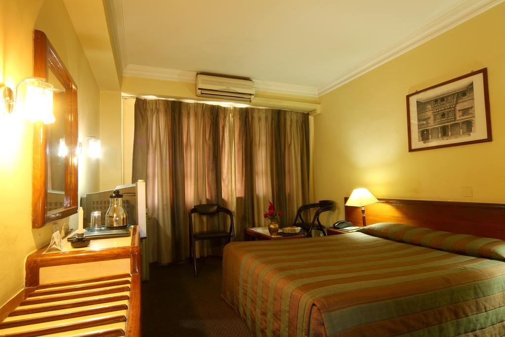 Hotel Mountain Katmandu Dış mekan fotoğraf