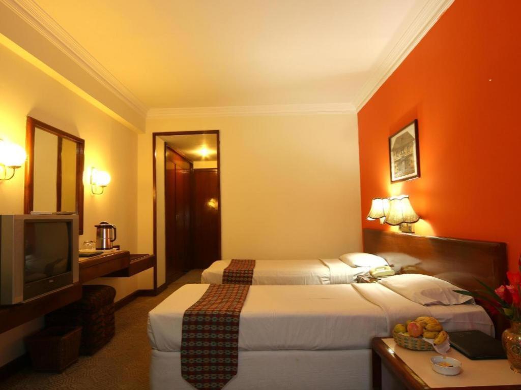 Hotel Mountain Katmandu Dış mekan fotoğraf