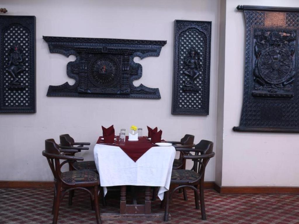 Hotel Mountain Katmandu Dış mekan fotoğraf