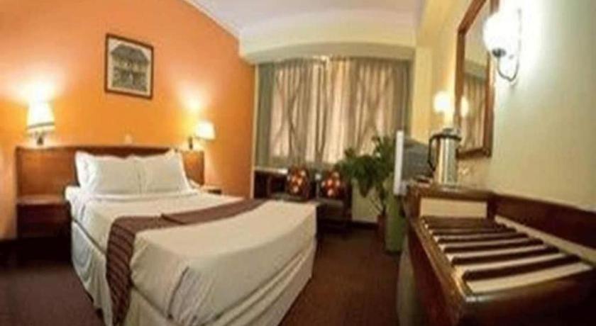 Hotel Mountain Katmandu Dış mekan fotoğraf