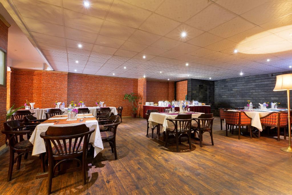 Hotel Mountain Katmandu Dış mekan fotoğraf